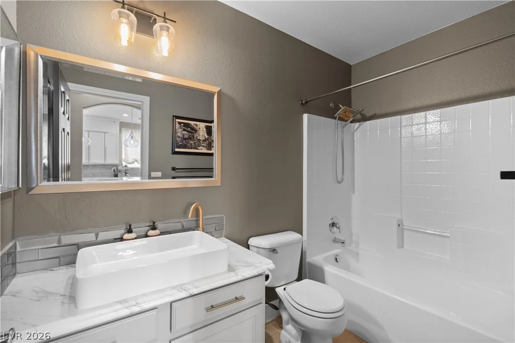 214 Rolling Desert, Henderson, NV 89012