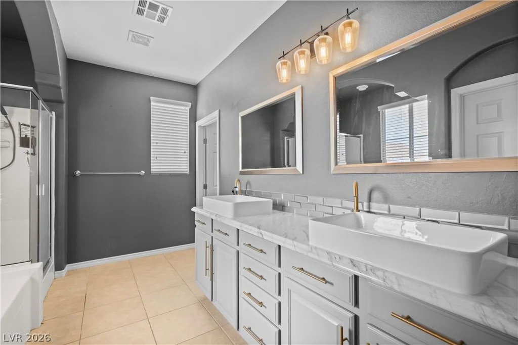 214 Rolling Desert, Henderson, NV 89012