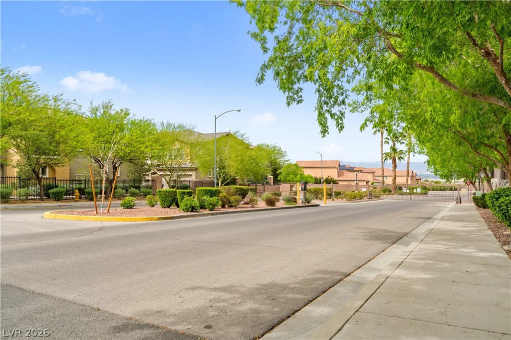 214 Rolling Desert, Henderson, NV 89012