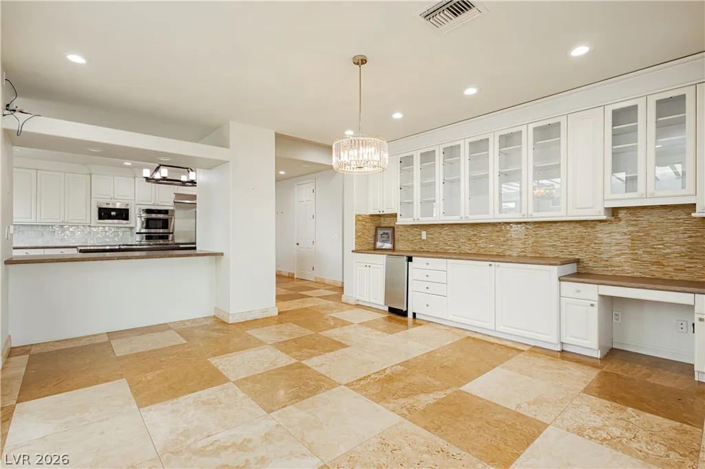 2057 Troon, Henderson, NV 89074