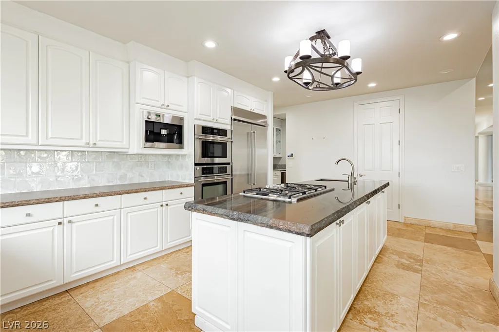 2057 Troon, Henderson, NV 89074