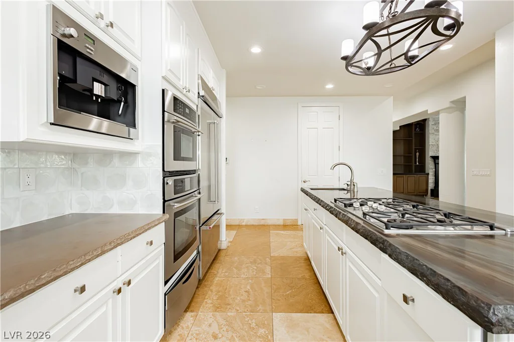 2057 Troon, Henderson, NV 89074