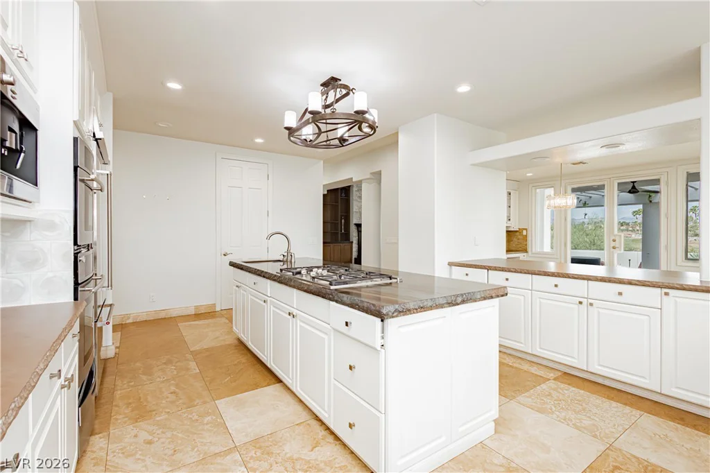 2057 Troon, Henderson, NV 89074