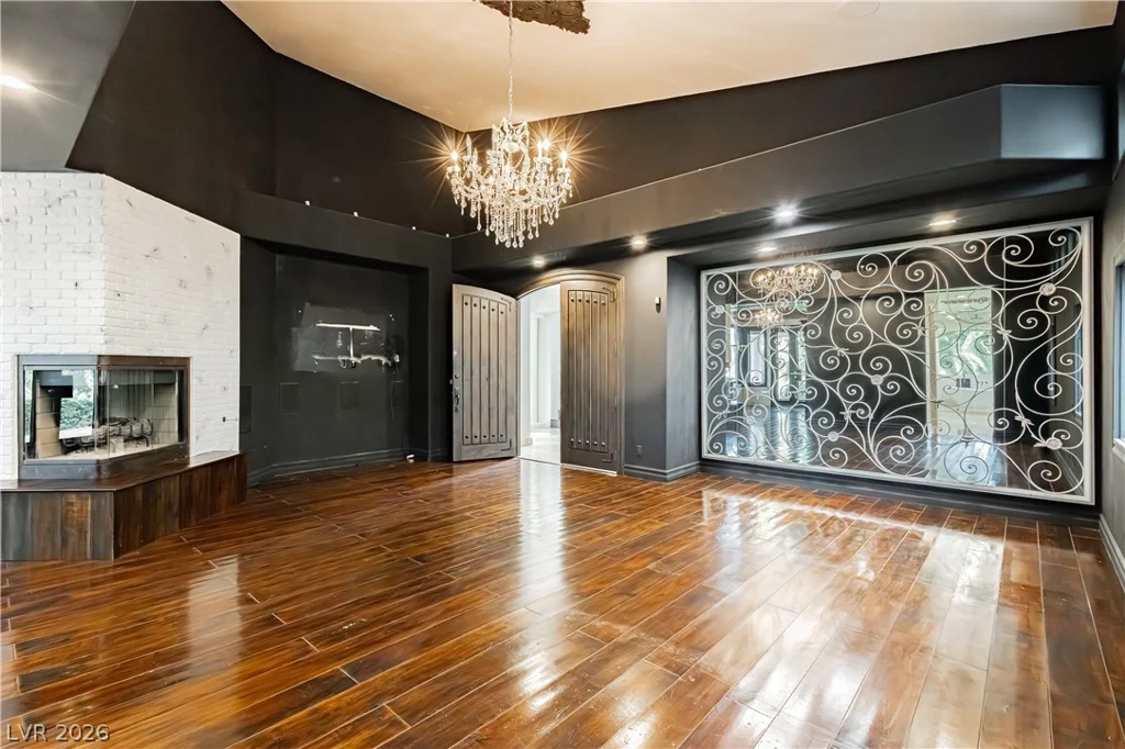 2057 Troon, Henderson, NV 89074