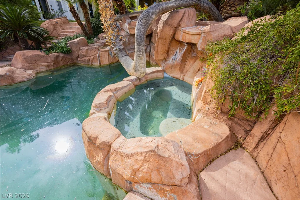 2057 Troon, Henderson, NV 89074