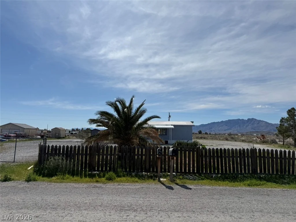 3581 Donner, Pahrump, NV 89048