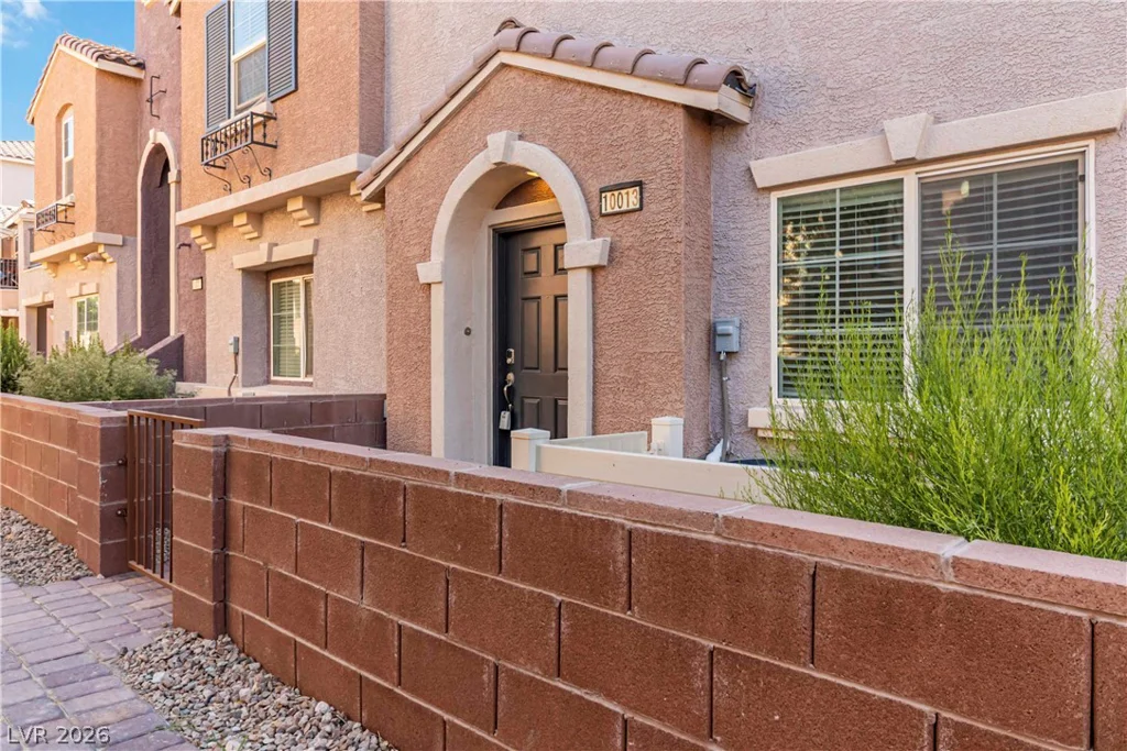 10013 Sable Point, Las Vegas, NV 89178