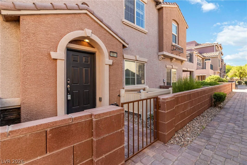 10013 Sable Point, Las Vegas, NV 89178