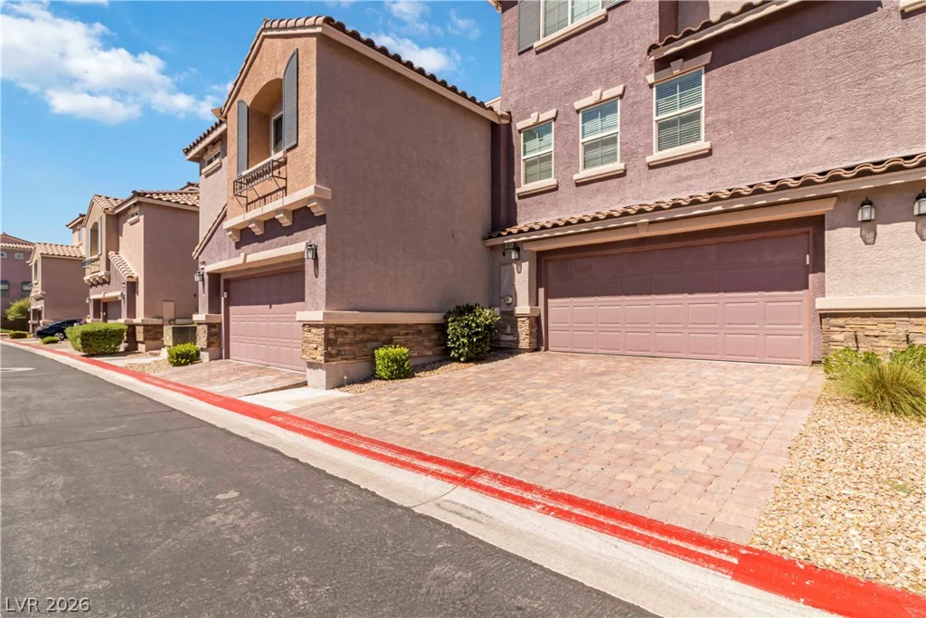 10013 Sable Point, Las Vegas, NV 89178