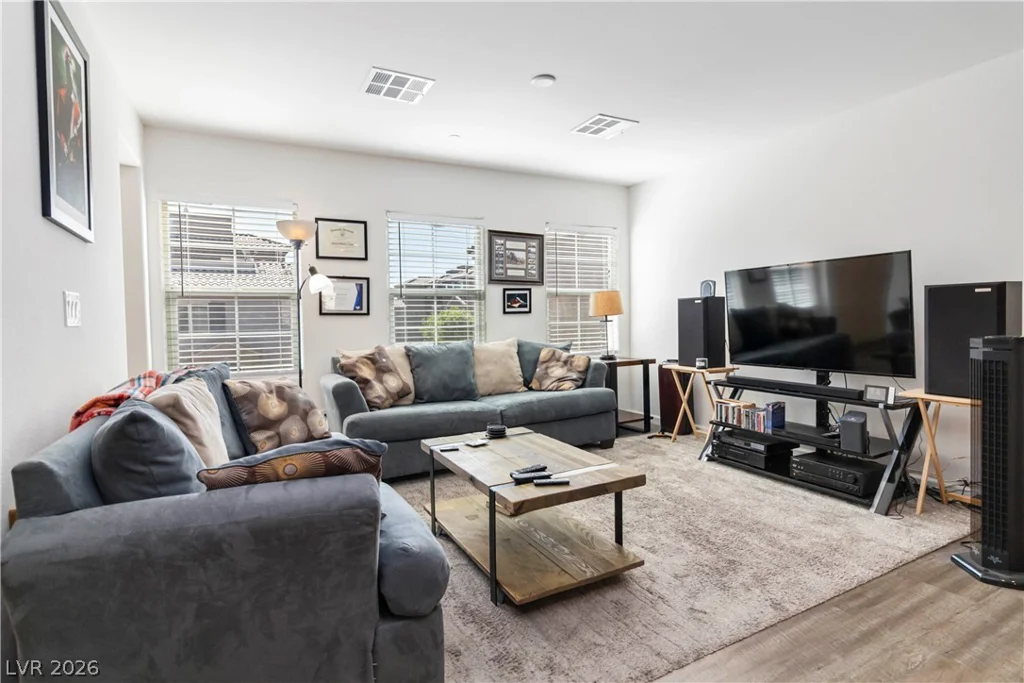 10013 Sable Point, Las Vegas, NV 89178