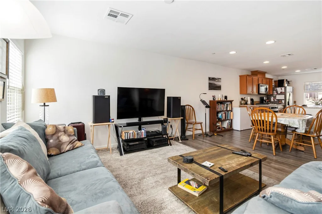 10013 Sable Point, Las Vegas, NV 89178