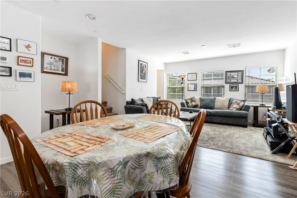 10013 Sable Point, Las Vegas, NV 89178