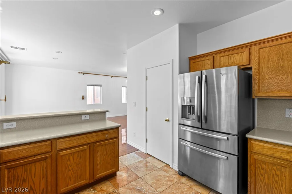 10338 Castle Springs, Las Vegas, NV 89178