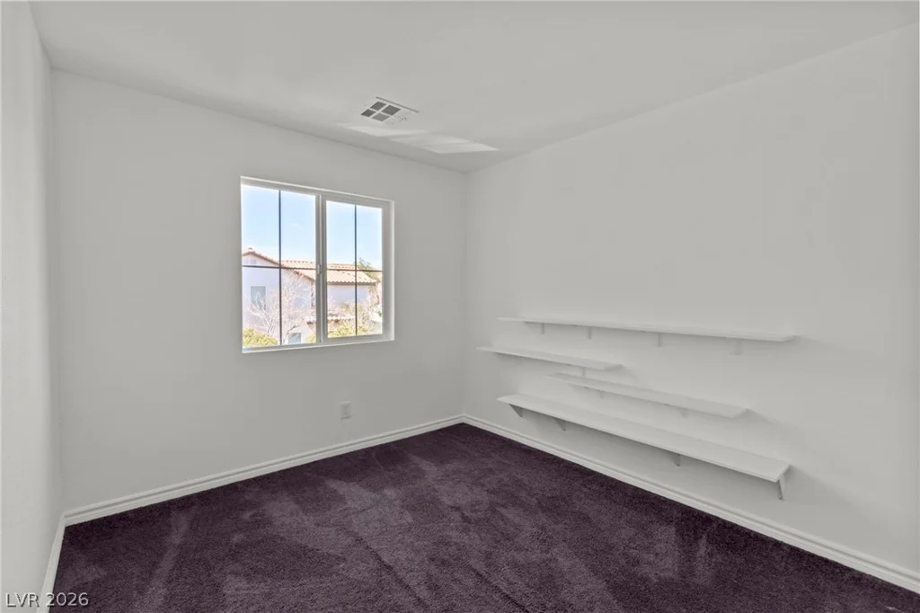 10338 Castle Springs, Las Vegas, NV 89178