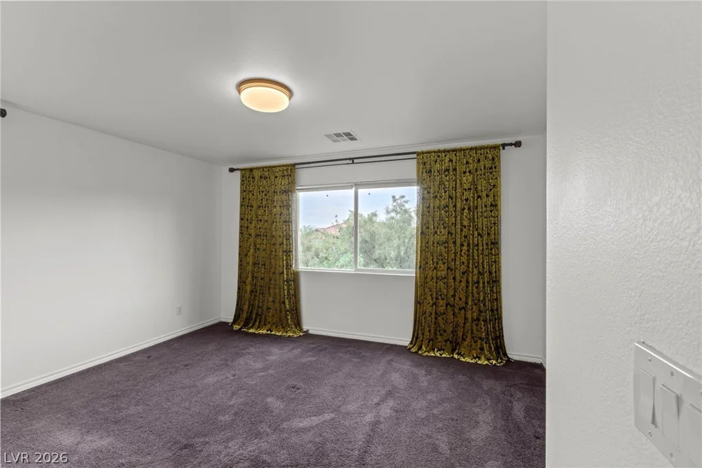 10338 Castle Springs, Las Vegas, NV 89178