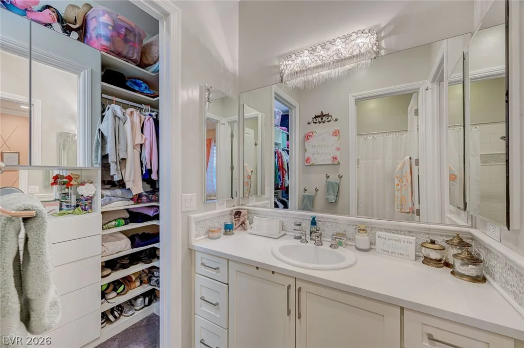 81 Navarra Canyon, Las Vegas, NV 89138