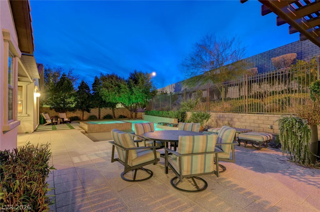 81 Navarra Canyon, Las Vegas, NV 89138