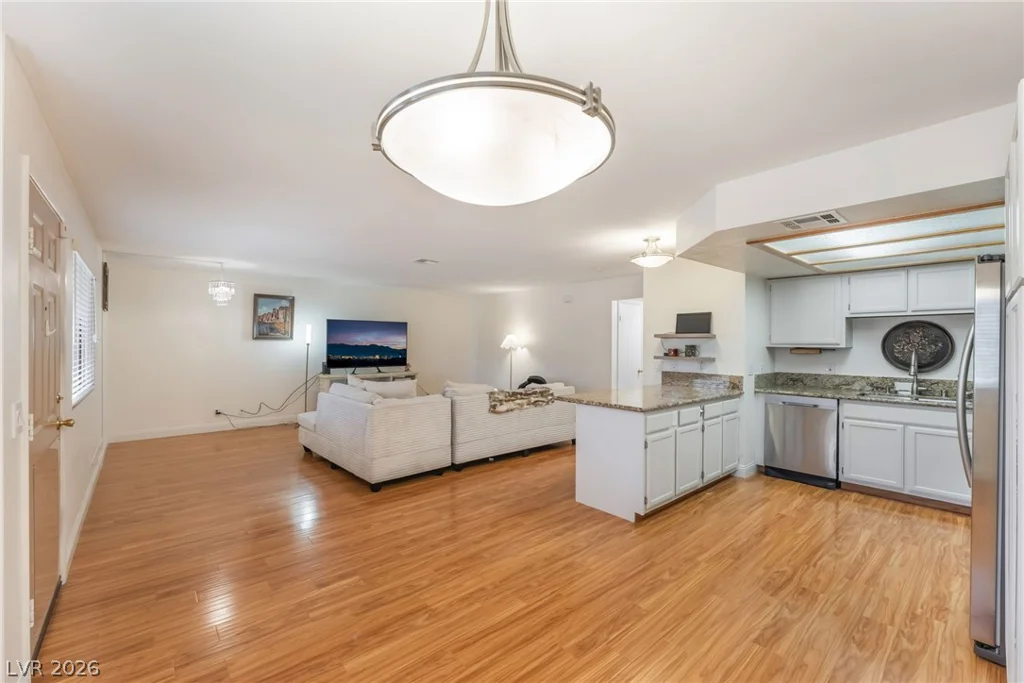 1305 Markwood, Las Vegas, NV 89128