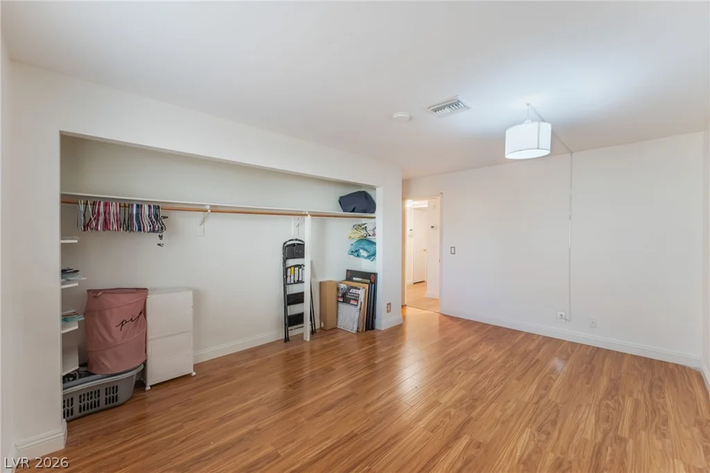 1305 Markwood, Las Vegas, NV 89128
