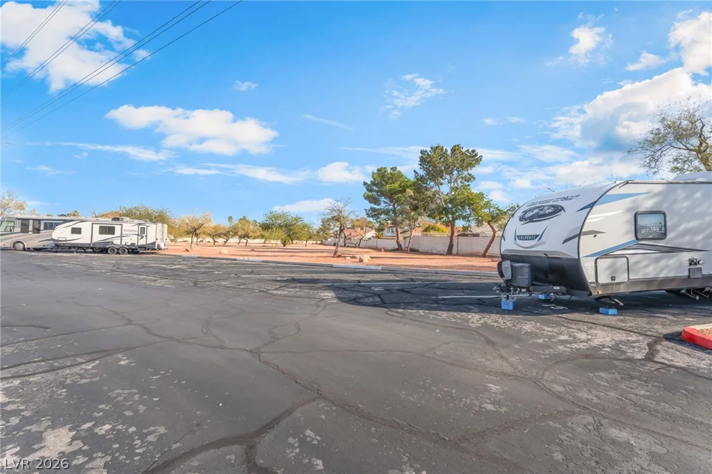 1305 Markwood, Las Vegas, NV 89128