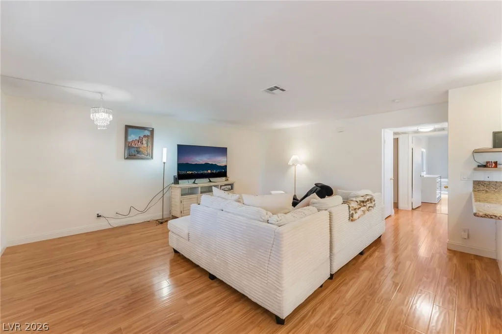 1305 Markwood, Las Vegas, NV 89128