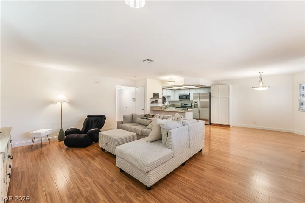 1305 Markwood, Las Vegas, NV 89128