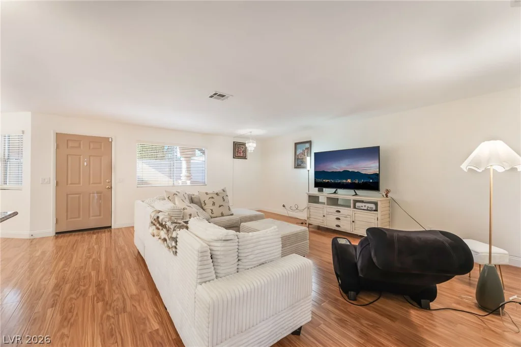 1305 Markwood, Las Vegas, NV 89128