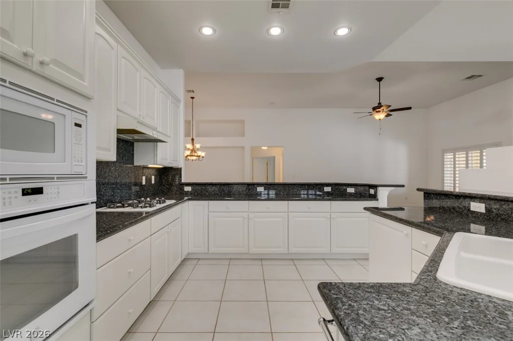 265 Farris, Las Vegas, NV 89183