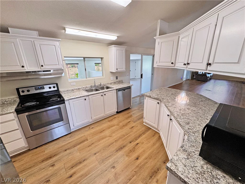 2860 Rainbow, Pahrump, NV 89048