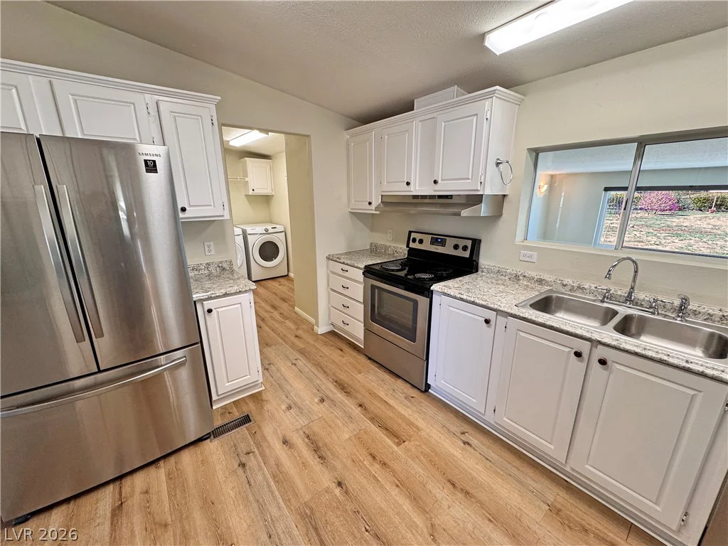 2860 Rainbow, Pahrump, NV 89048