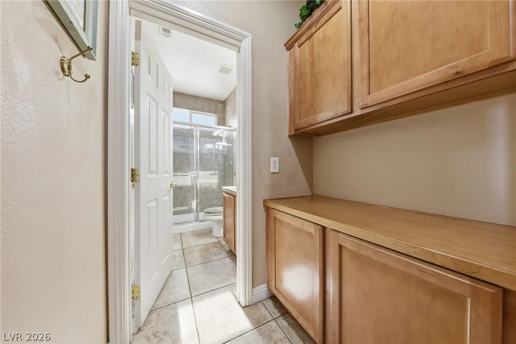 10029 Central Valley, Las Vegas, NV 89149