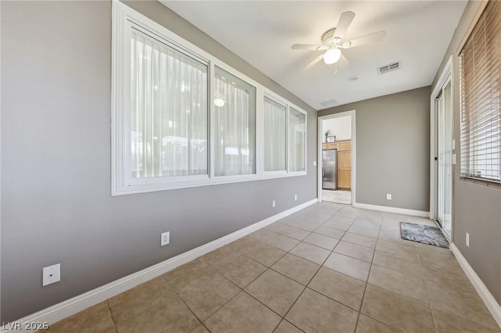 10029 Central Valley, Las Vegas, NV 89149