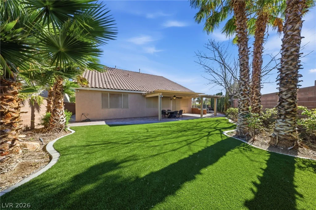10029 Central Valley, Las Vegas, NV 89149