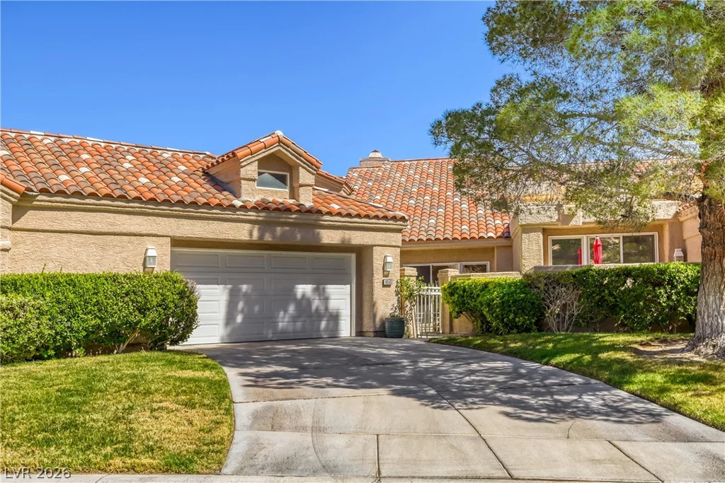 8243 Round Hills, Las Vegas, NV 89113