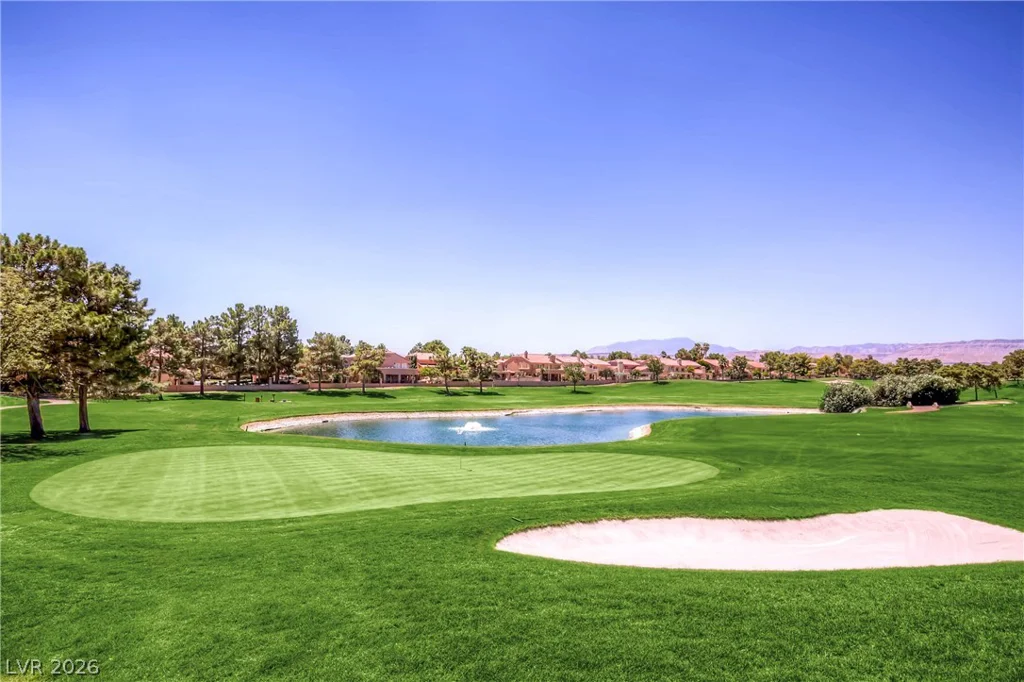 8243 Round Hills, Las Vegas, NV 89113