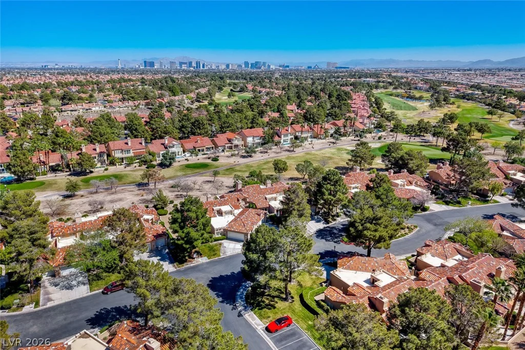 8243 Round Hills, Las Vegas, NV 89113