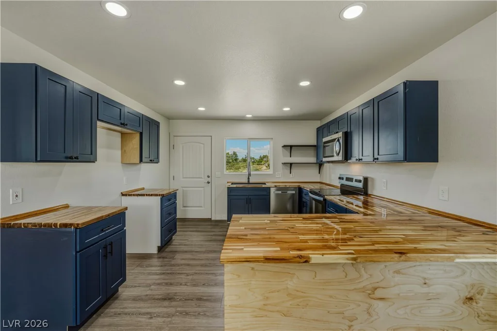 1670 Windsong, Pahrump, NV 89048