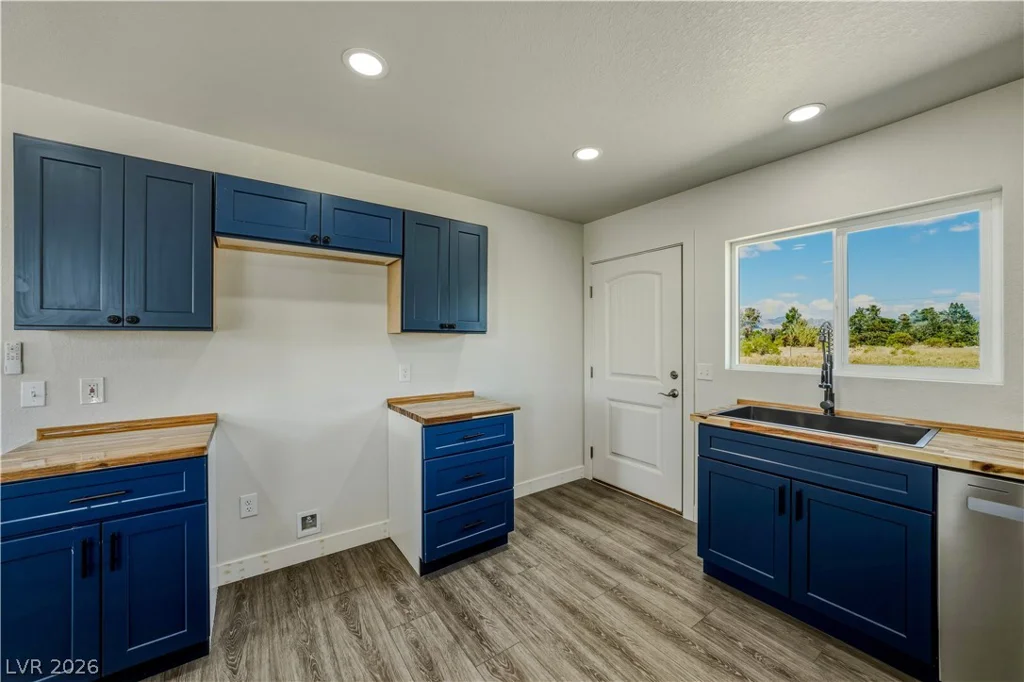 1670 Windsong, Pahrump, NV 89048