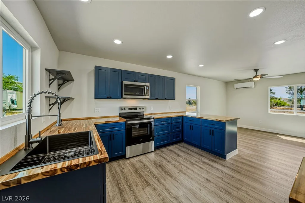 1670 Windsong, Pahrump, NV 89048