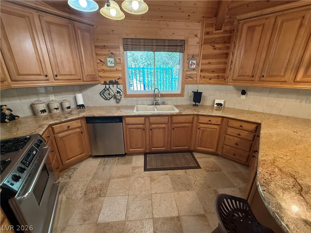 310 Echo, Mount Charleston, NV 89124
