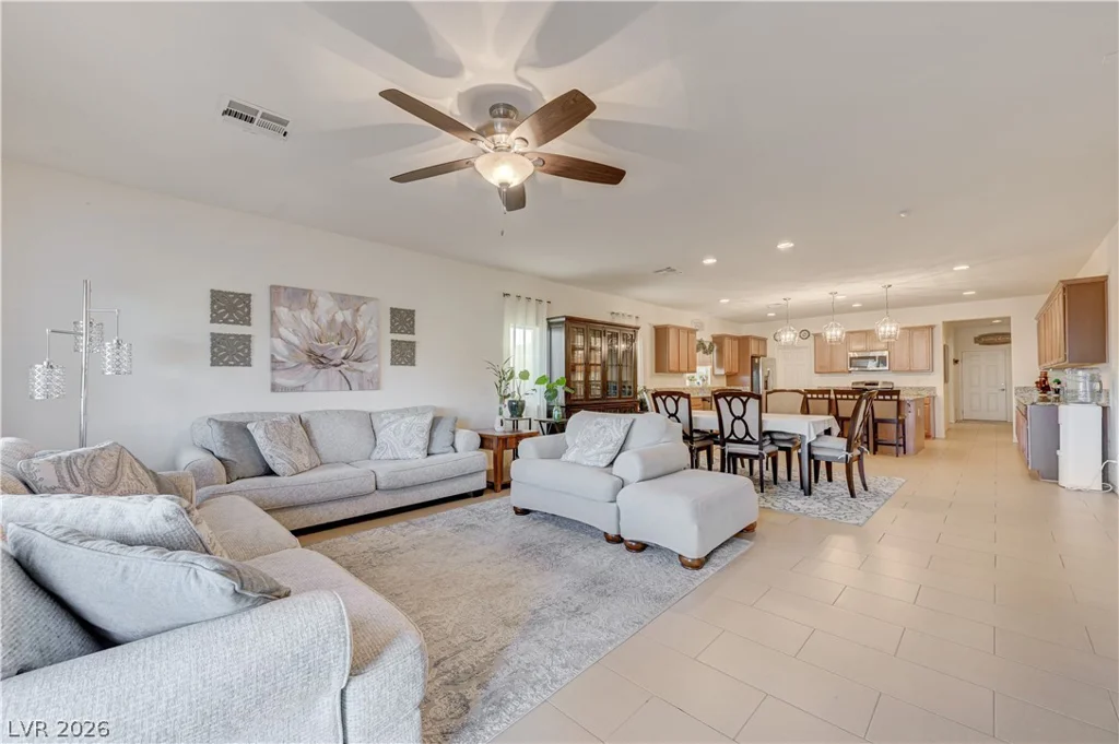 1408 Fantastic, North Las Vegas, NV 89081