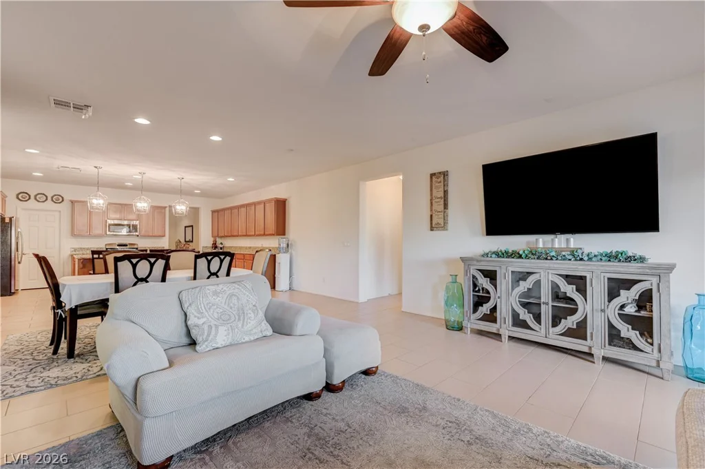 1408 Fantastic, North Las Vegas, NV 89081