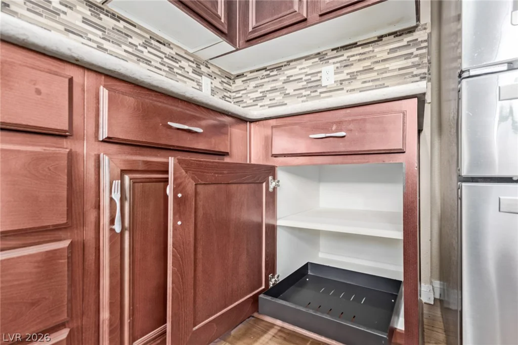 2109 Red Gate, North Las Vegas, NV 89081