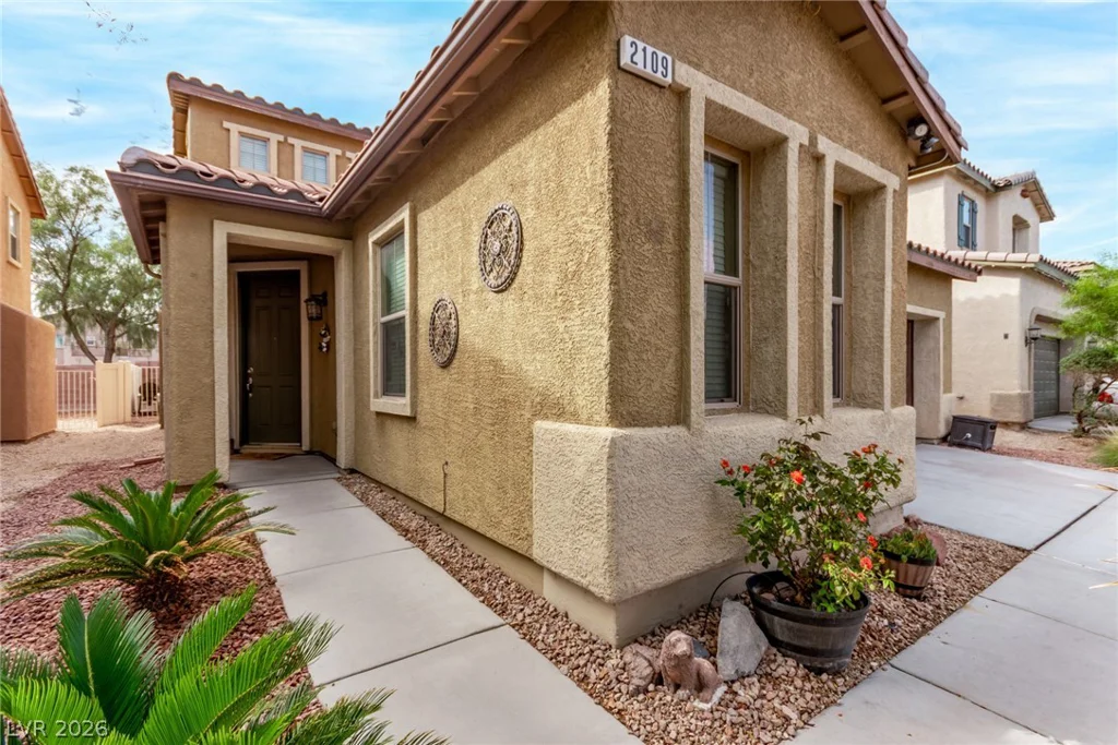 2109 Red Gate, North Las Vegas, NV 89081