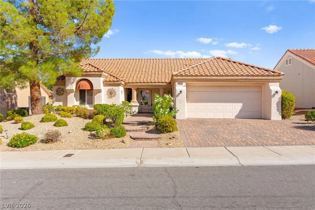 2712 Lotus Hill, Las Vegas, NV 89134