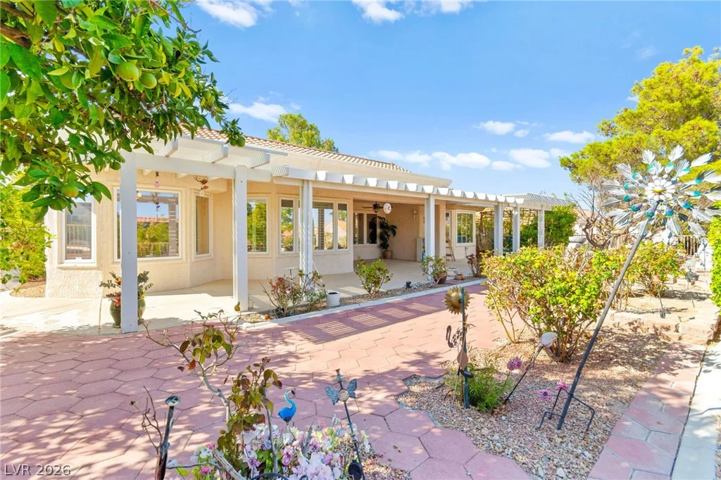 2712 Lotus Hill, Las Vegas, NV 89134
