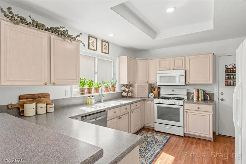2712 Lotus Hill, Las Vegas, NV 89134