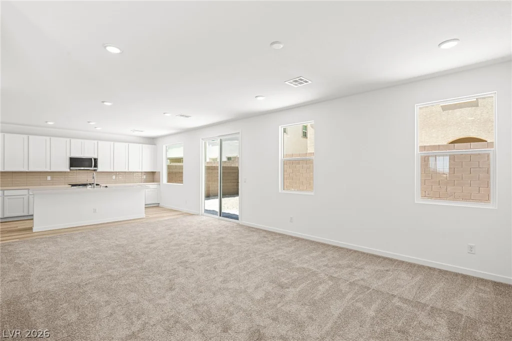 5045 Corbindale, North Las Vegas, NV 89031
