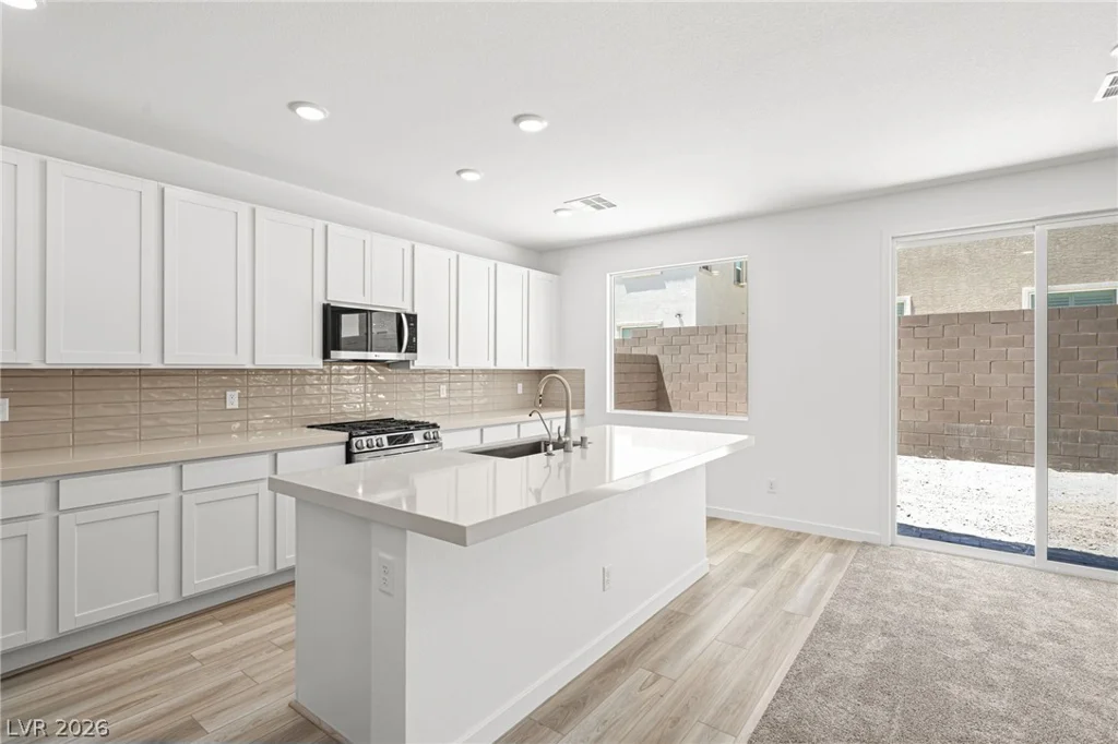5045 Corbindale, North Las Vegas, NV 89031