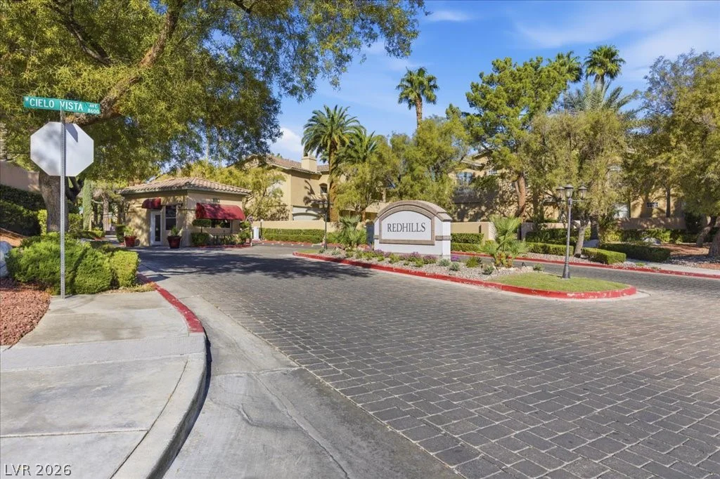 1700 Hills Of Red, Las Vegas, NV 89128
